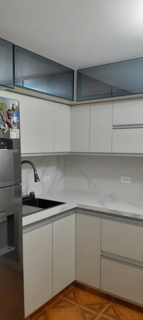 Cocina integral blanca