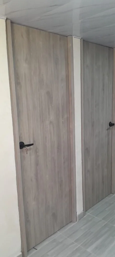 Puerta corredera madera